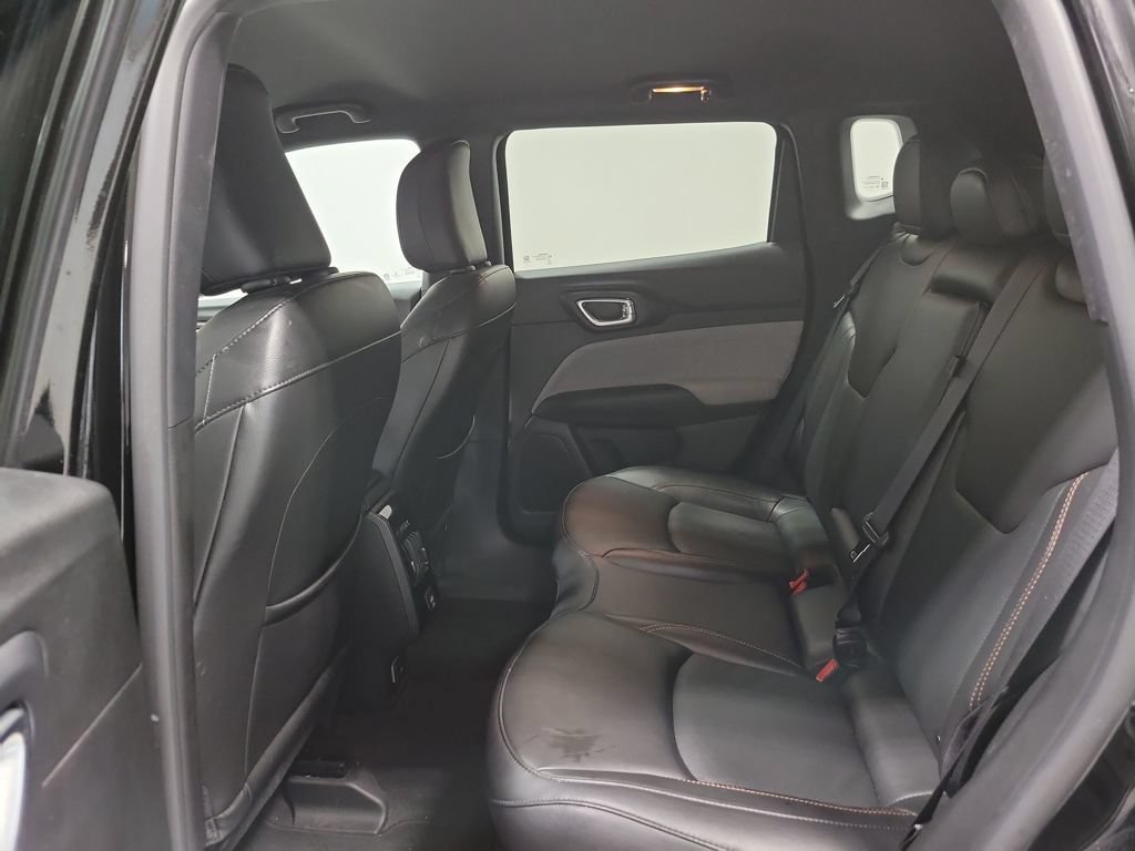 Used 2023 Jeep Compass Latitude AWD/4WD image 24
