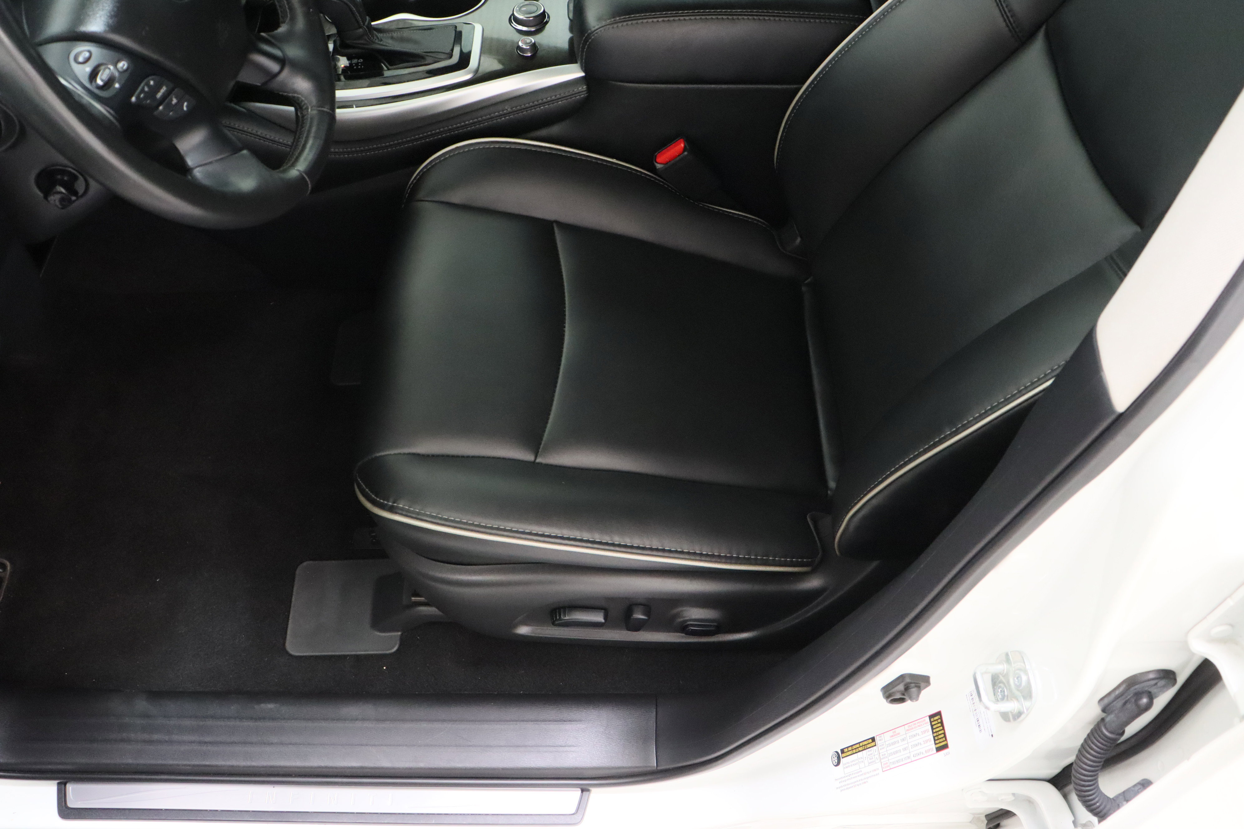 Used 2020 INFINITI QX60 Luxe FWD image 15