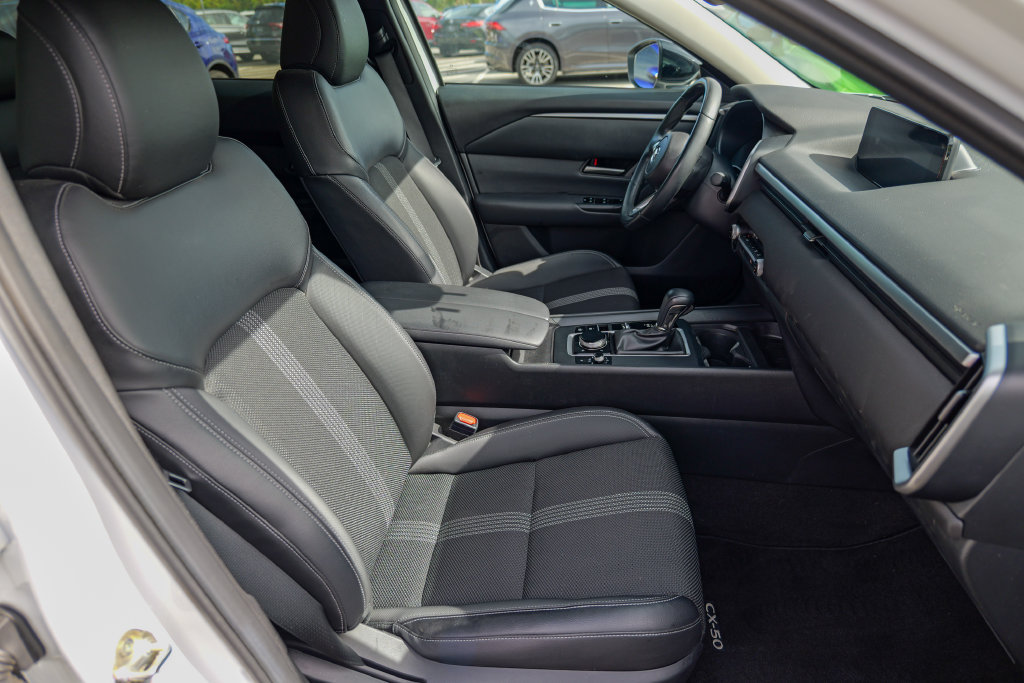 Used 2024 MAZDA CX-50 AWD 2.5 S w/ Cargo Package image 34