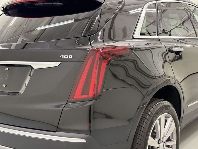 Certified 2025 Cadillac XT5 Premium Luxury w/ LPO, Floor Liner Package AWD/4WD image 16