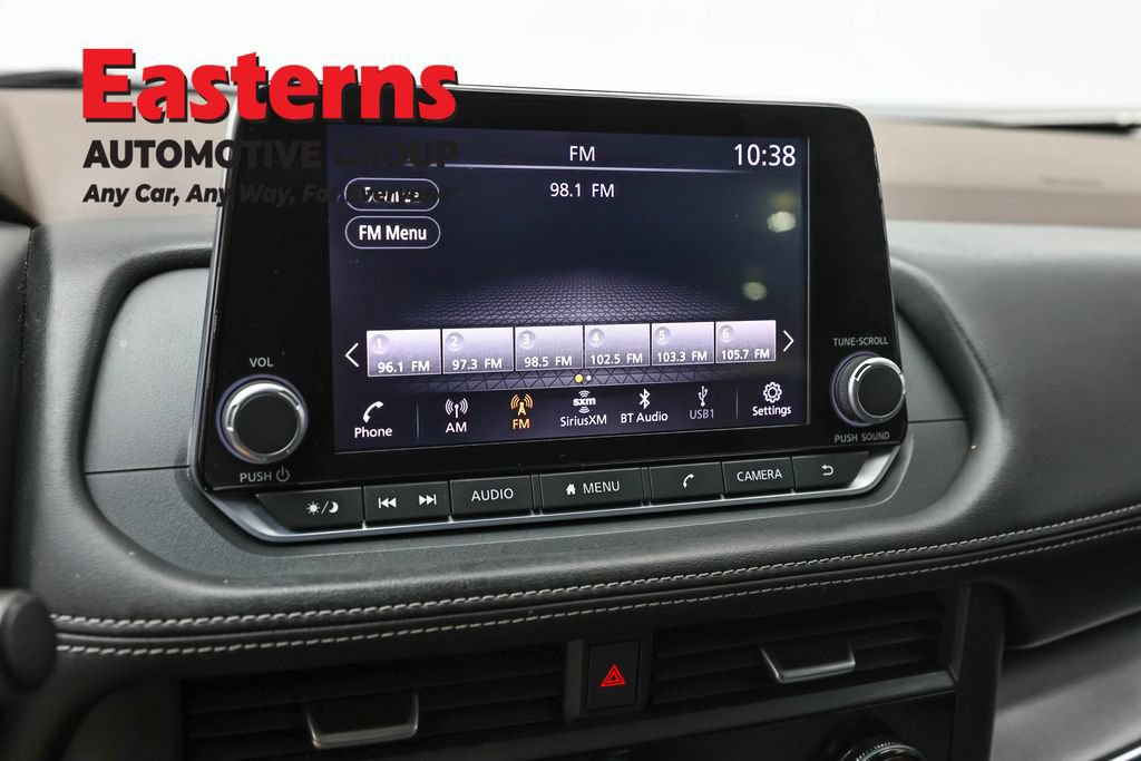 Used 2023 Nissan Rogue SV AWD/4WD image 18