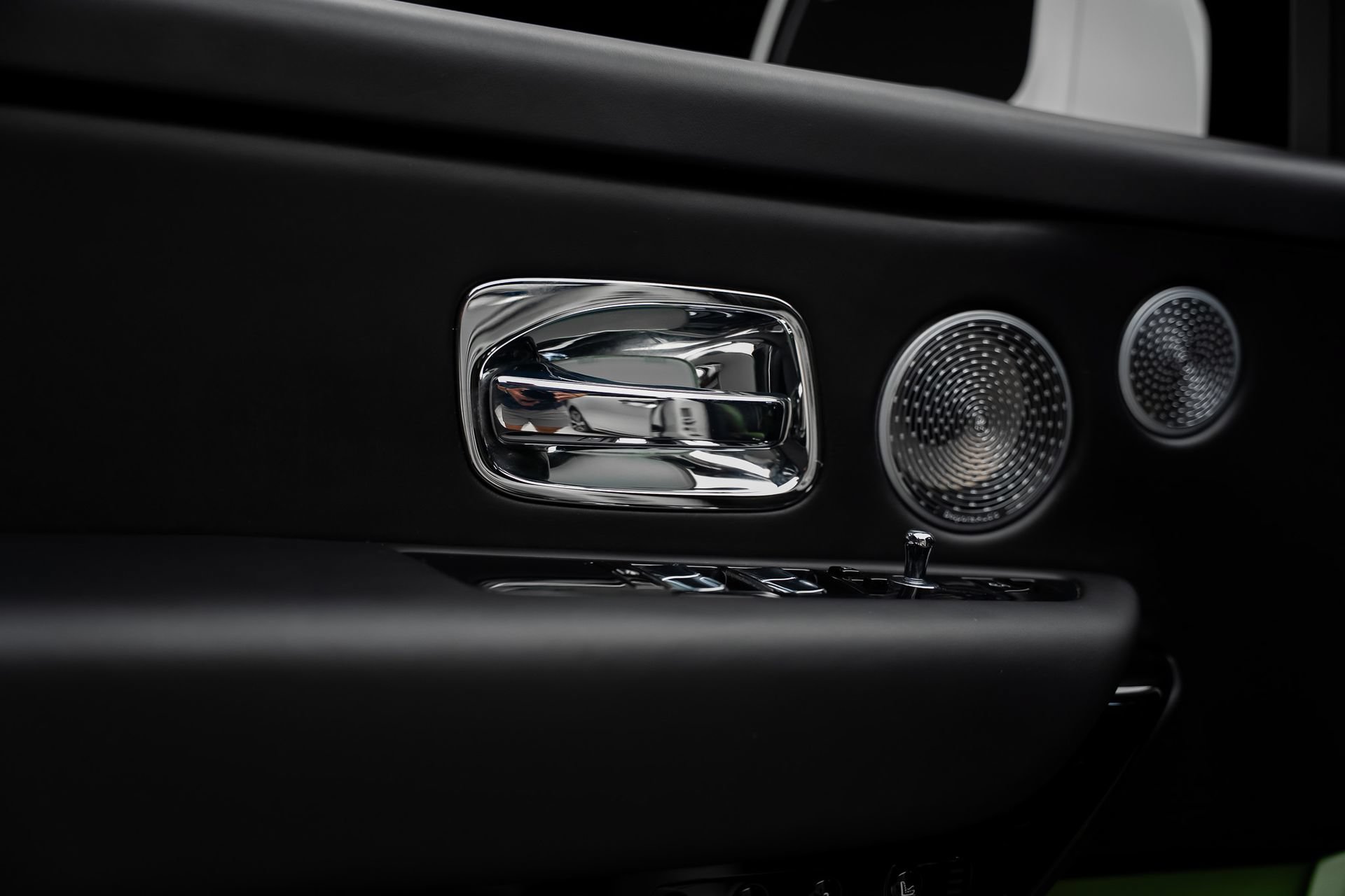 Used 2024 Rolls-Royce Cullinan w/ Cullinan Package AWD/4WD image 59