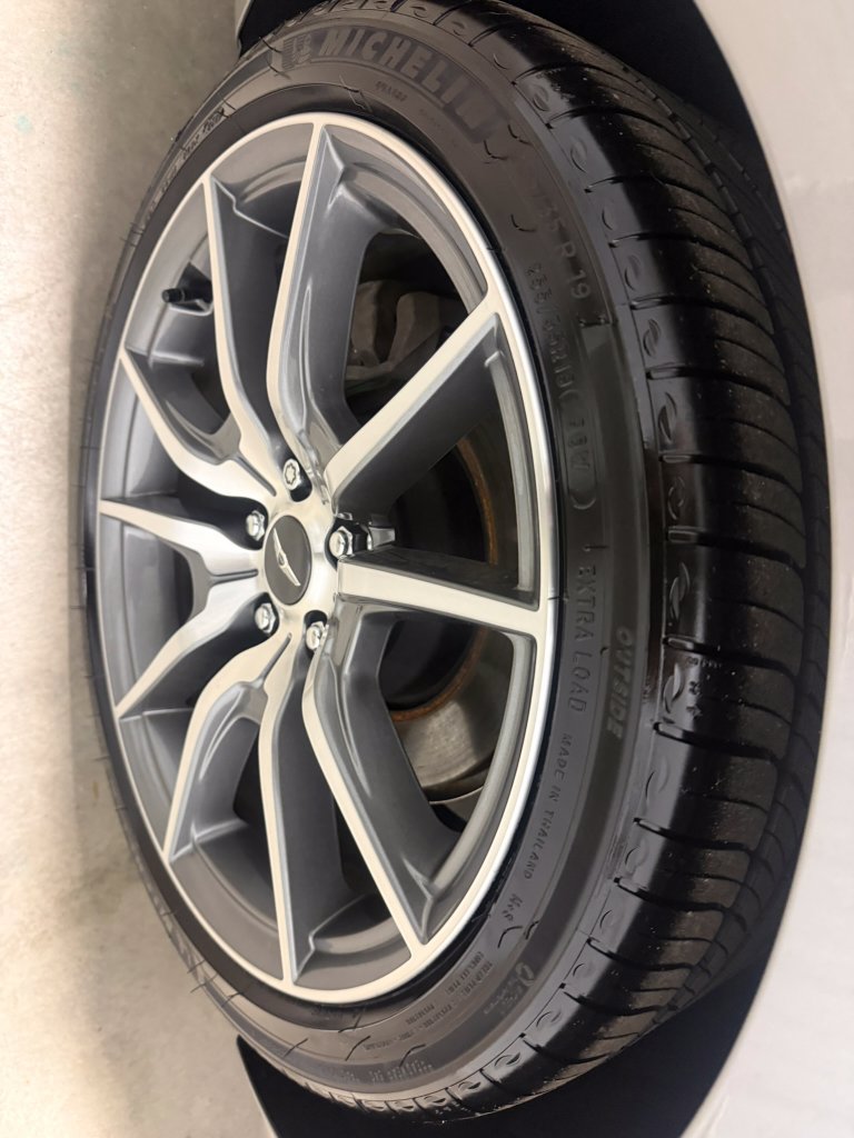 Used 2023 Genesis G70 3.3T AWD/4WD image 11