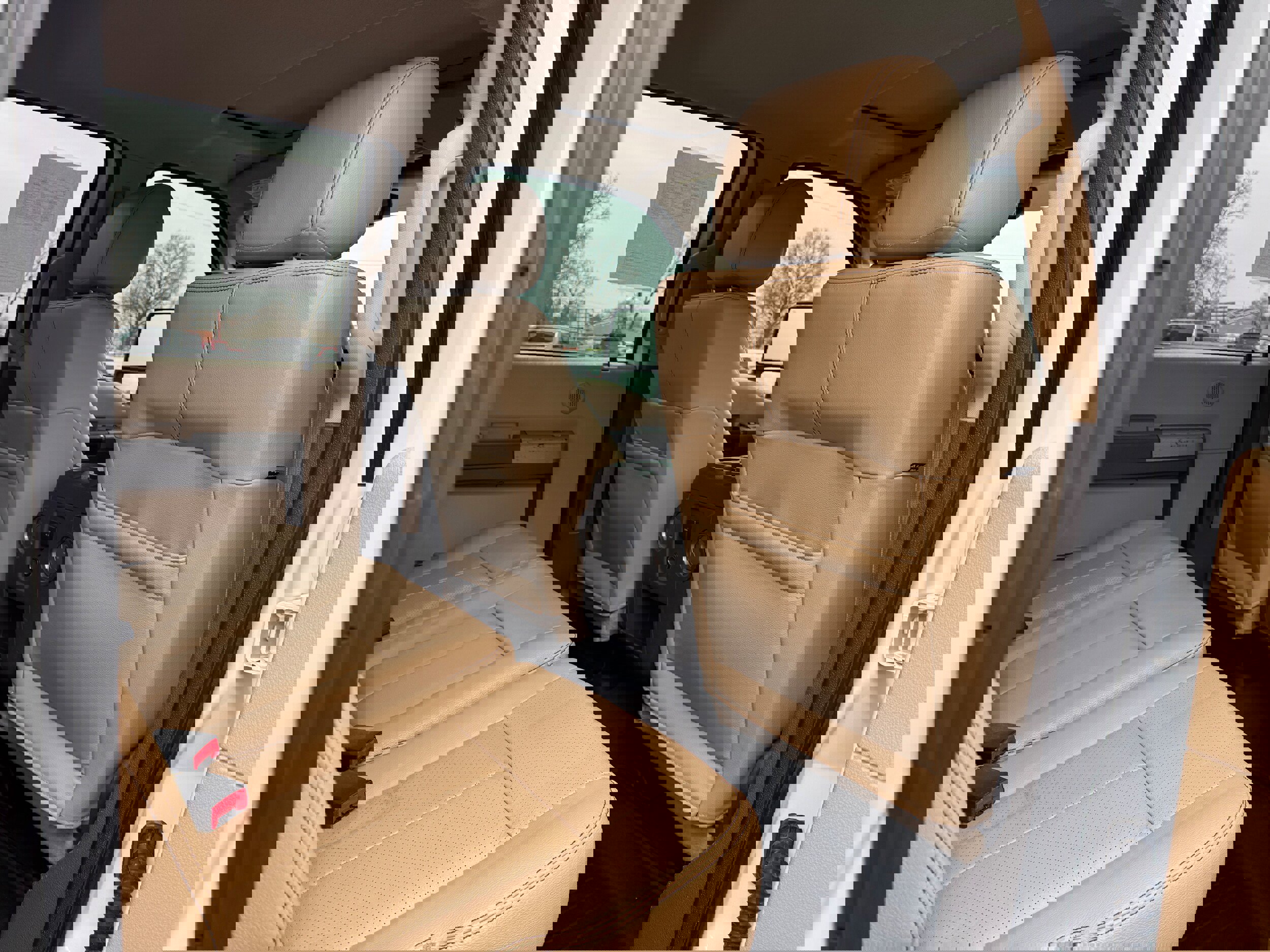 Used 2015 Ford F250 Lariat w/ Lariat Ultimate Package image 14