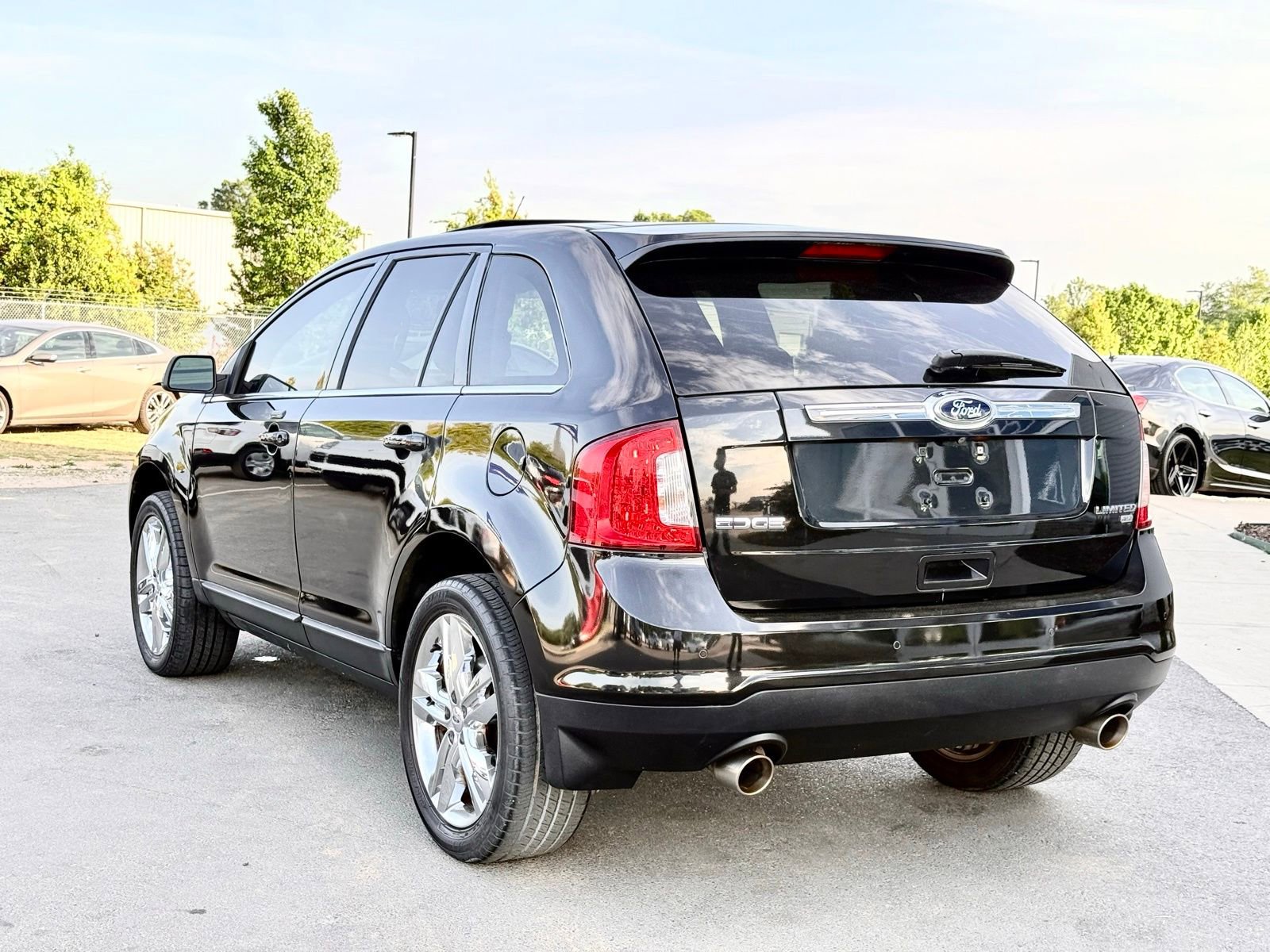 Used 2013 Ford Edge Limited AWD/4WD image 13