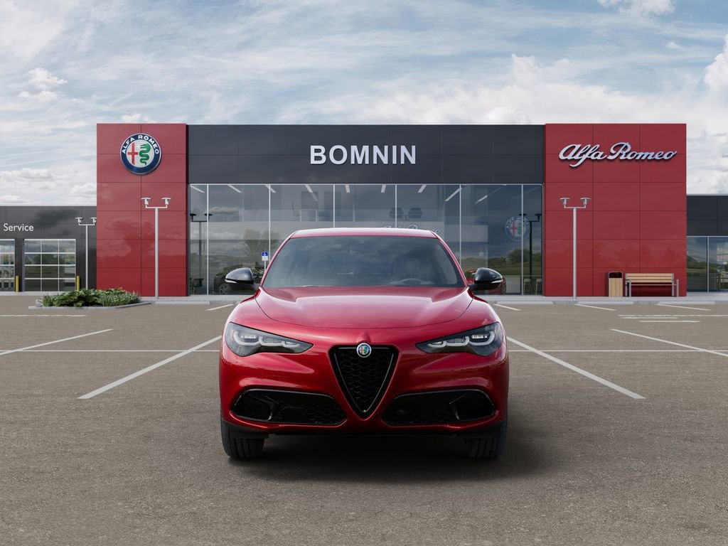New 2025 Alfa Romeo Stelvio Sprint image 6