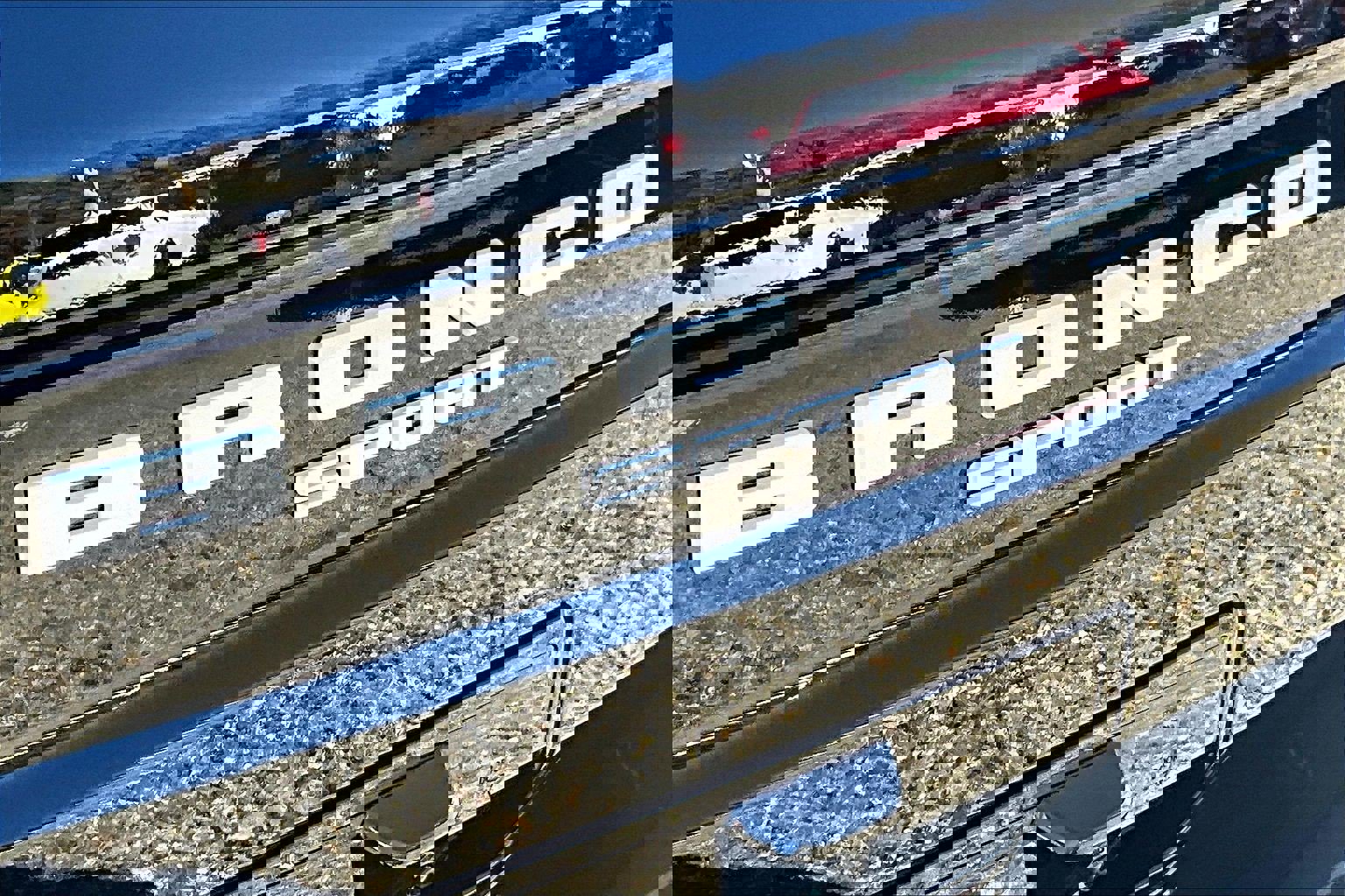 New 2025 Ford Bronco Sport Outer Banks w/ Outer Banks Tech Package+ AWD/4WD image 23