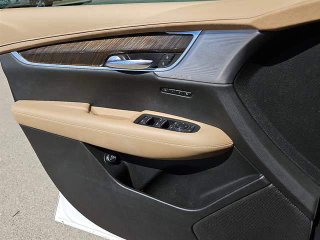 Certified 2021 Cadillac XT6 Premium Luxury w/ Platinum Package image 13