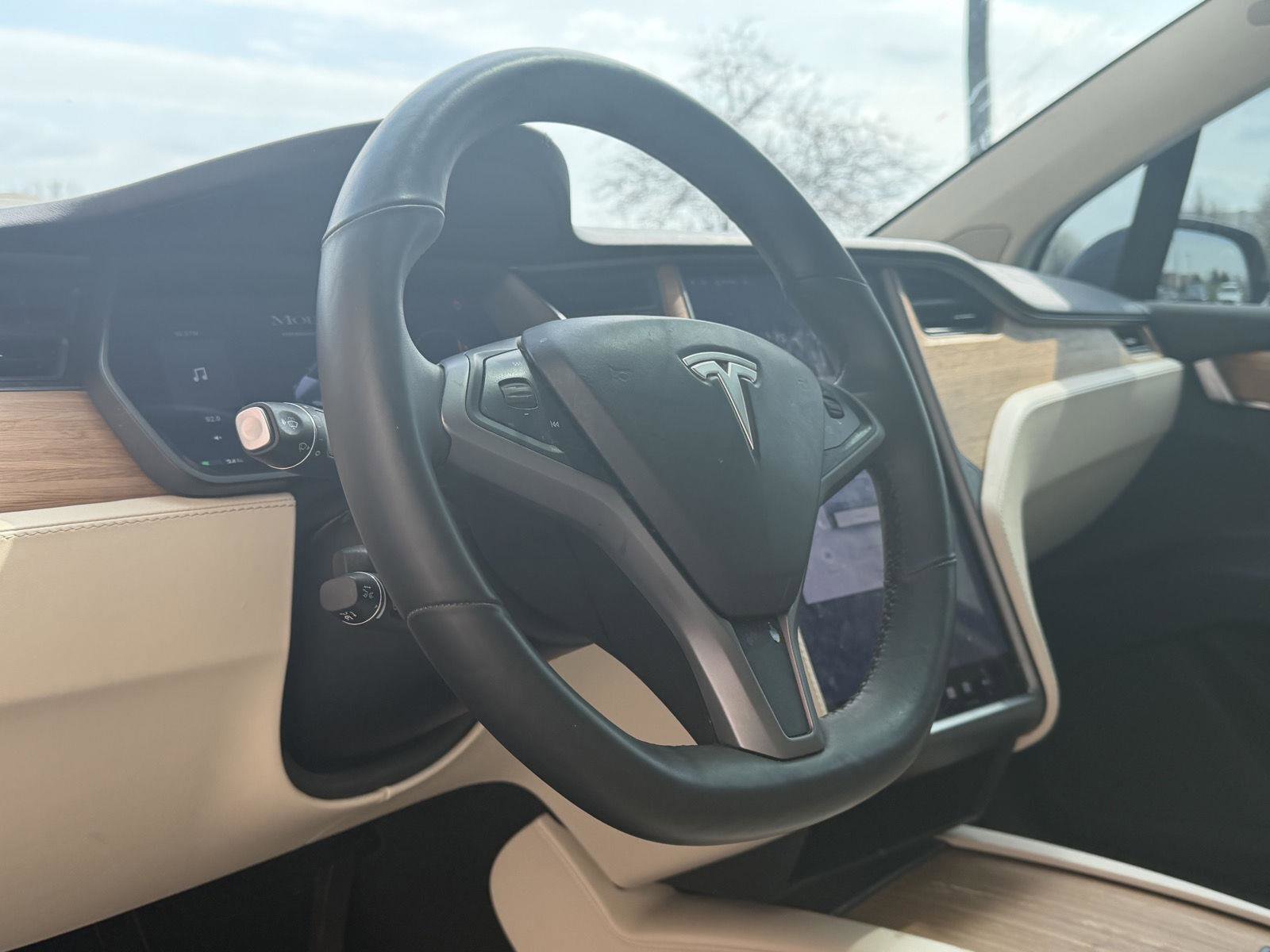 Used 2019 Tesla Model X Performance AWD/4WD image 14