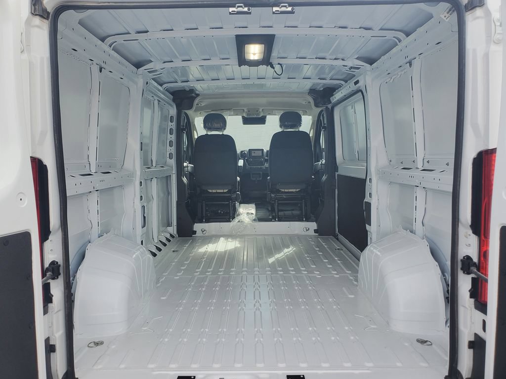 Used 2025 RAM ProMaster 1500 w/ Quick Order Package 22G SLT FWD image 27
