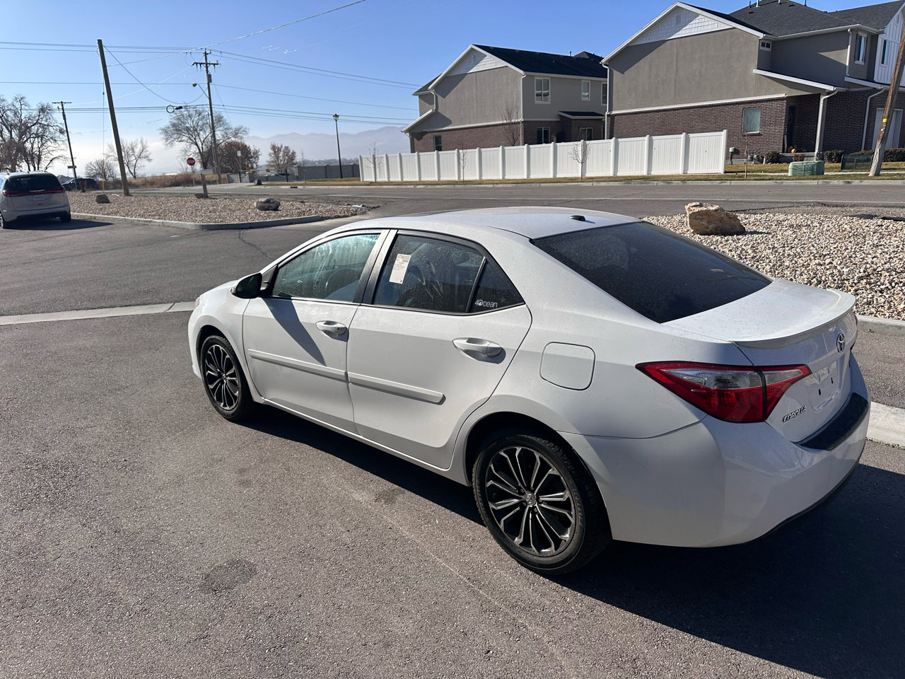 Used 2016 Toyota Corolla S Special Edition image 4
