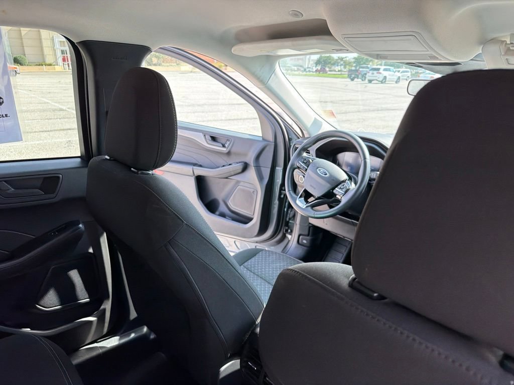 Used 2024 Ford Escape Active AWD/4WD image 32
