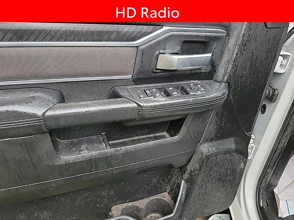 Used 2025 RAM 2500 Big Horn AWD/4WD image 9