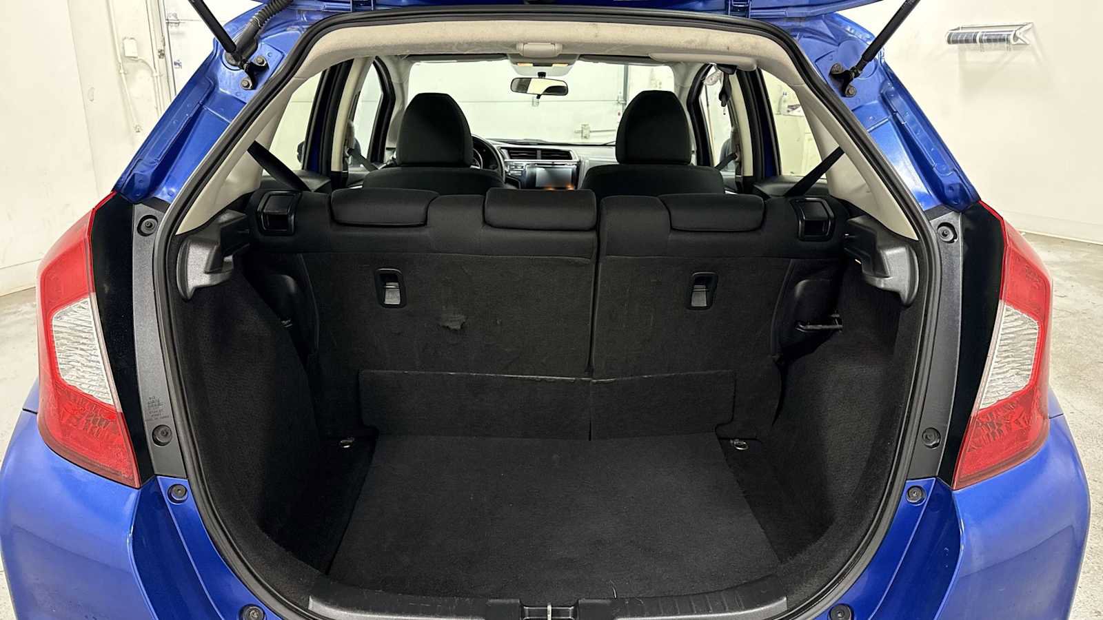 Used 2017 Honda Fit EX image 27