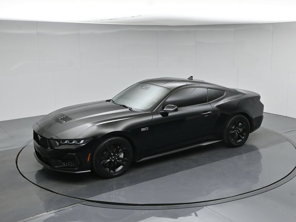 Used 2024 Ford Mustang GT RWD image 40