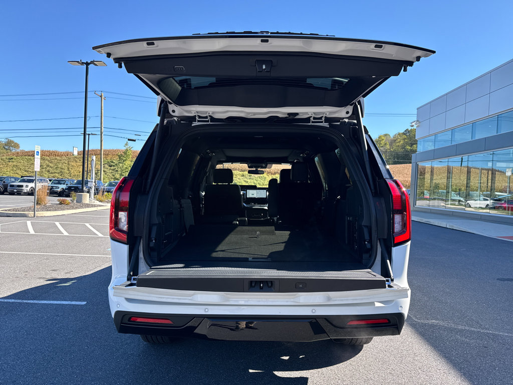 New 2025 Ford Expedition Max Platinum w/ Stealth Performance Package image 6