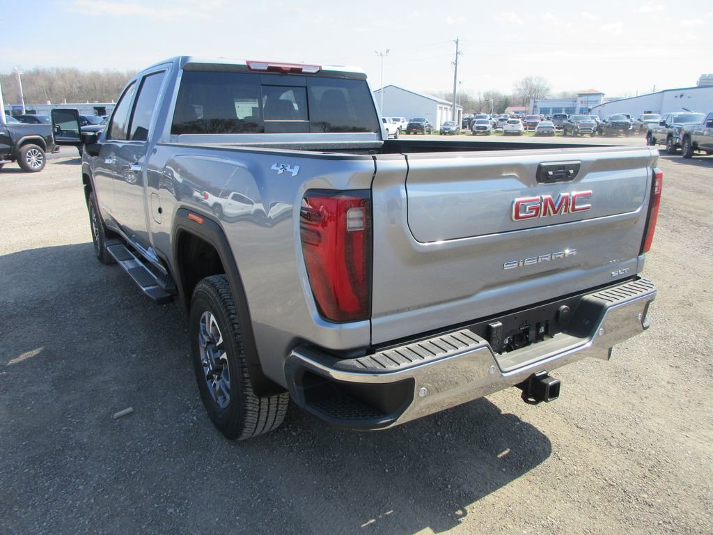 New 2026 GMC Sierra 2500 SLT w/ SLT Premium Package image 9