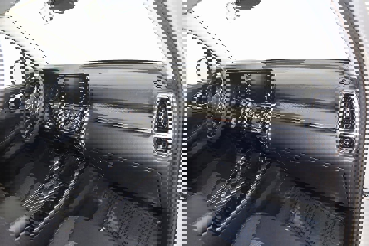 Used 2022 Kia Sorento LX image 38