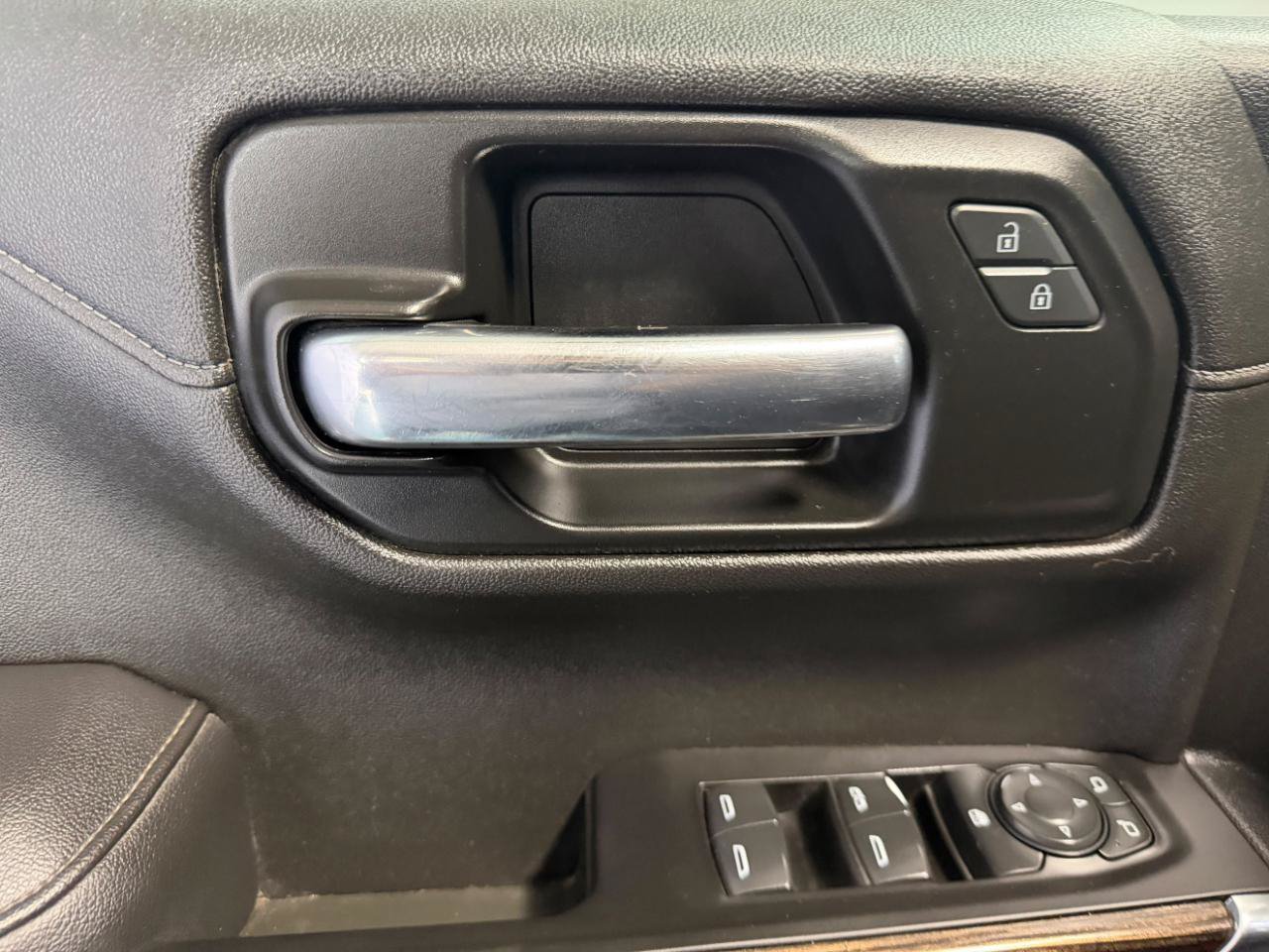 Used 2020 GMC Sierra 1500 Elevation w/ Elevation Value Package AWD/4WD image 12