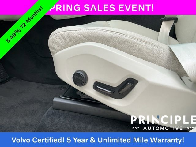 Certified 2024 Volvo XC90 B5 Plus image 32