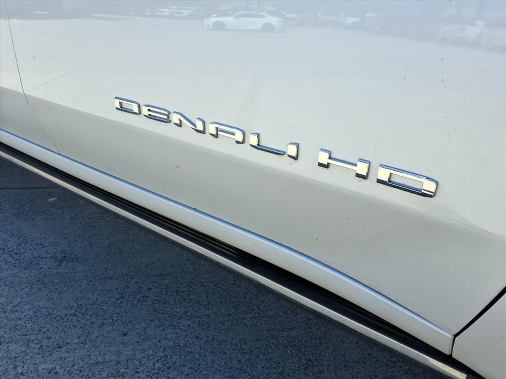 Used 2025 GMC Sierra 2500 Denali Ultimate AWD/4WD image 11