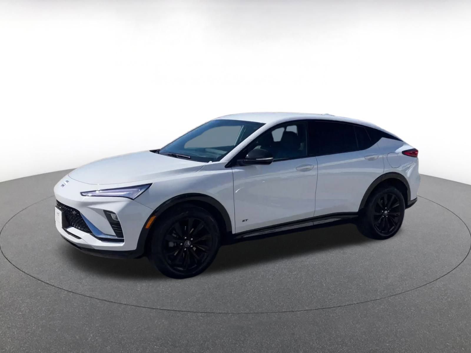 Used 2025 Buick Envista Sport Touring image 8