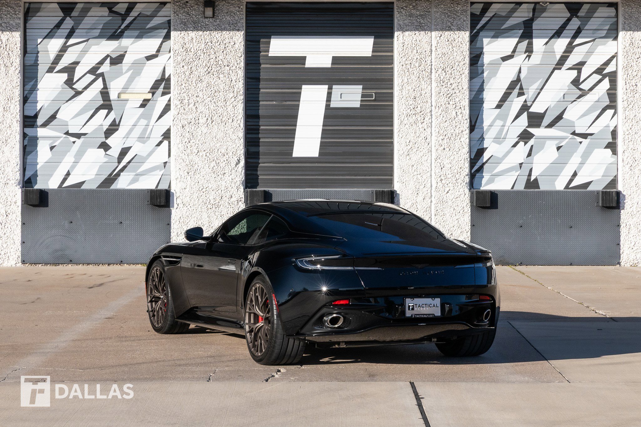 Used 2024 Aston Martin DB12 Coupe image 11