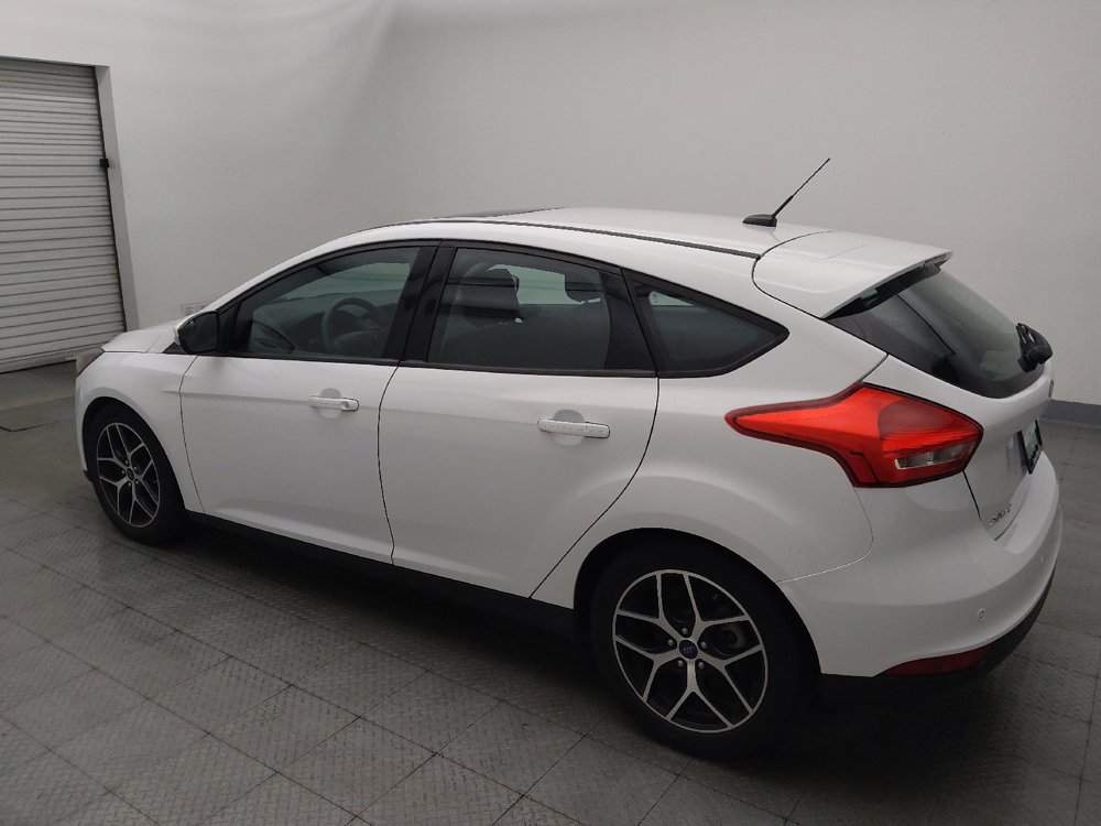 Used 2018 Ford Focus SEL FWD image 3