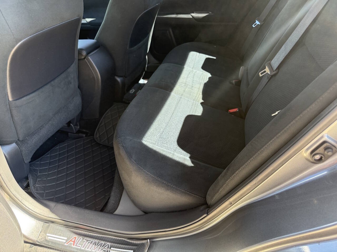 Used 2015 Nissan Altima 2.5 S w/ Power Driver Seat Package FWD image 17