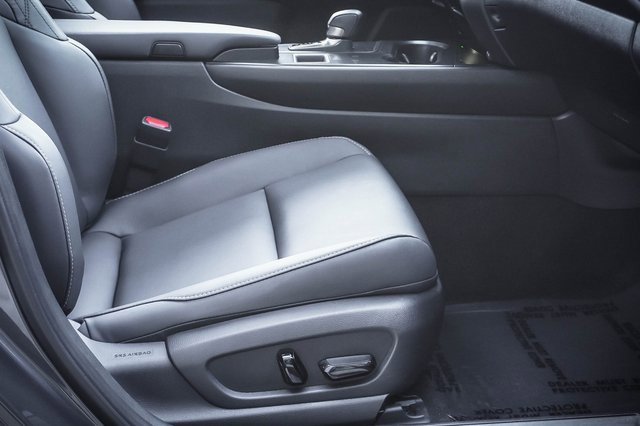 Certified 2025 Lexus UX 300h 300h w/ Accessory Package (Z2) image 25