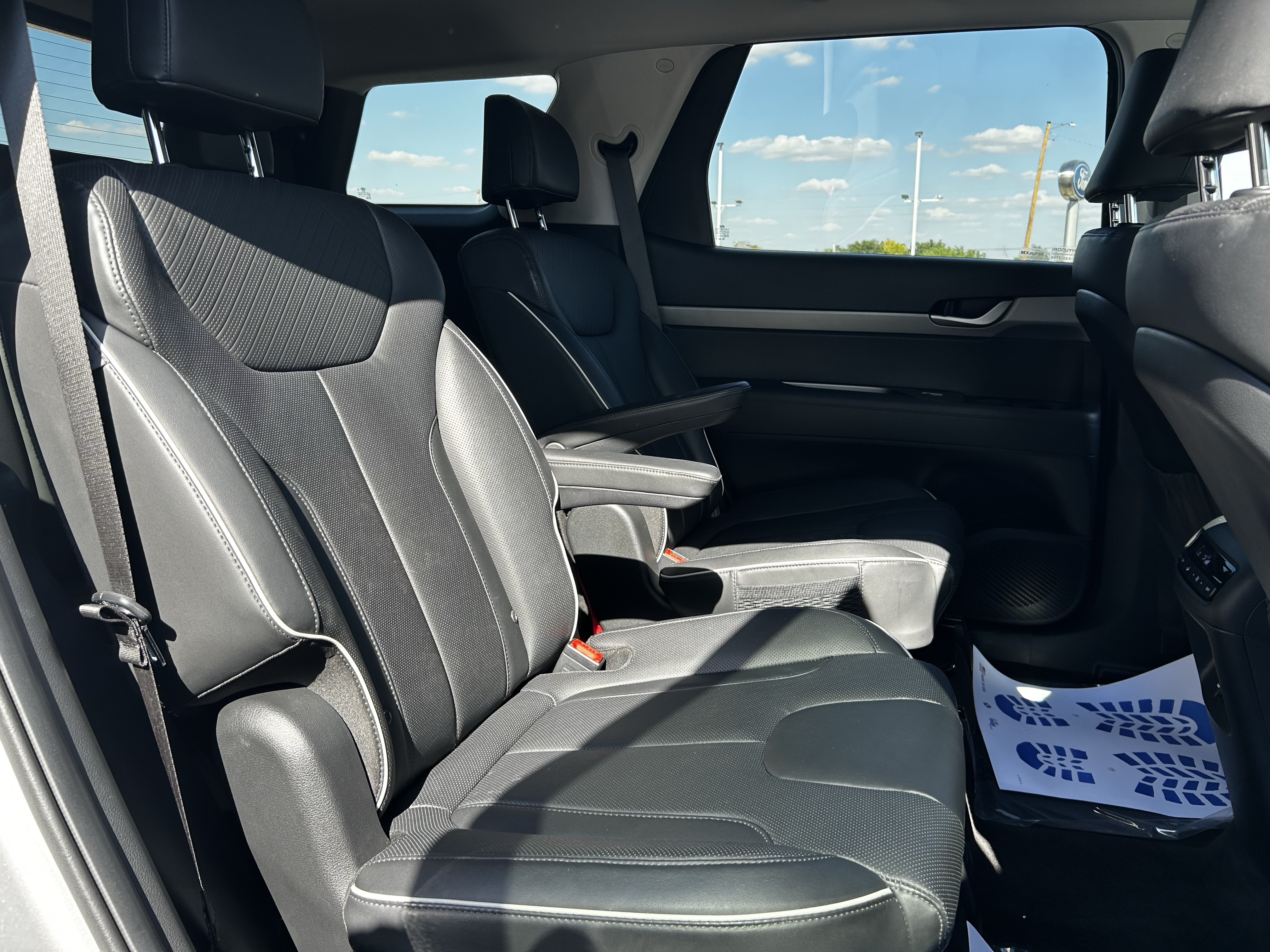 Used 2025 Hyundai Palisade SEL AWD/4WD image 17