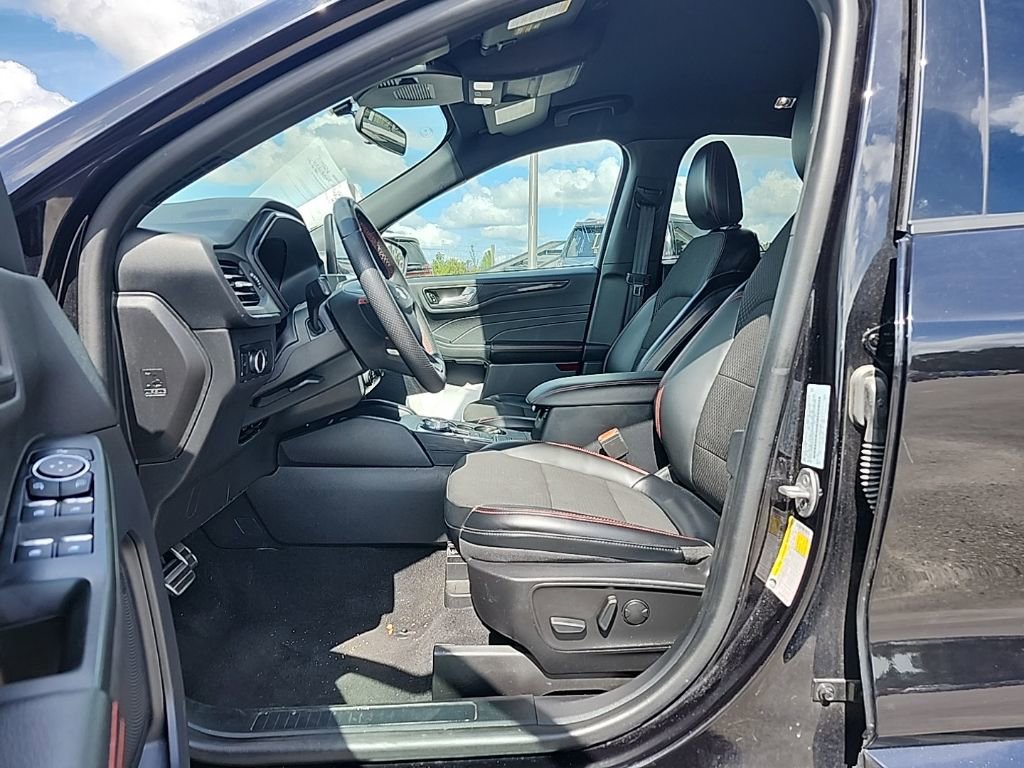 Used 2023 Ford Escape ST-Line FWD image 20