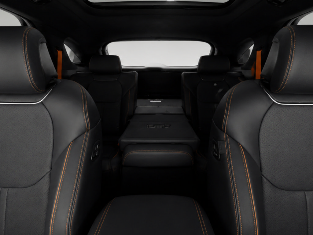New 2026 Genesis GV70 3.5T Sport Advanced AWD/4WD image 15