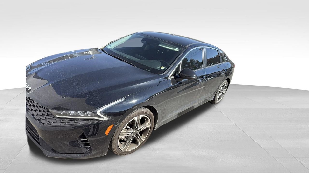 Used 2022 Kia K5 LXS AWD/4WD image 2
