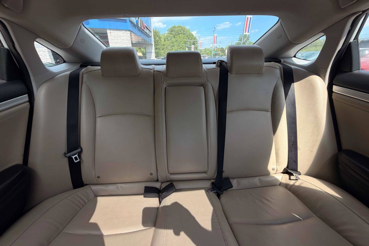 Used 2018 Honda Civic EX-L image 22