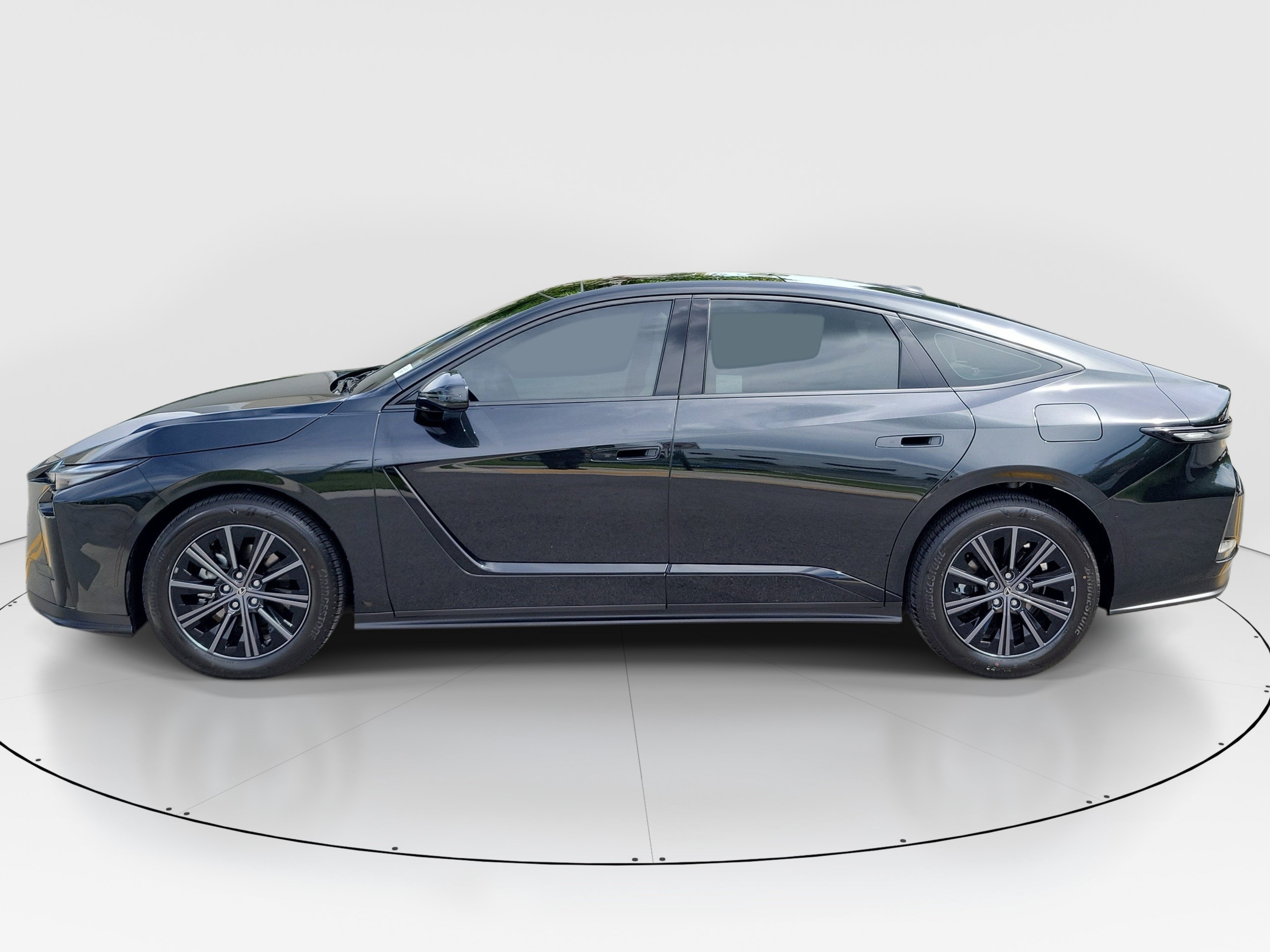 Certified 2026 Lexus ES 350h w/ Convenience Package FWD image 4