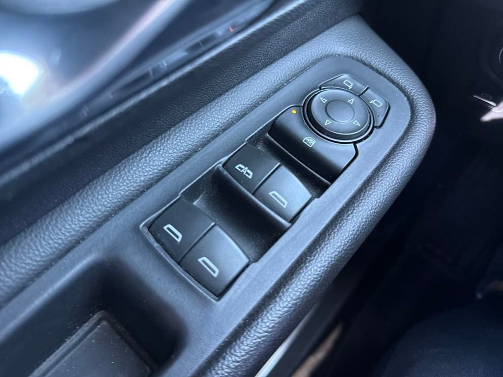 Used 2019 GMC Terrain Denali w/ Comfort Package image 25