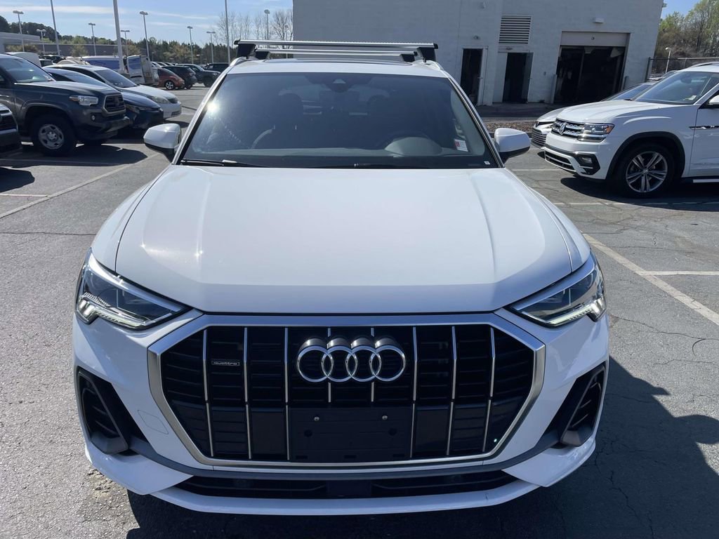 Used 2023 Audi Q3 2.0T Premium image 3