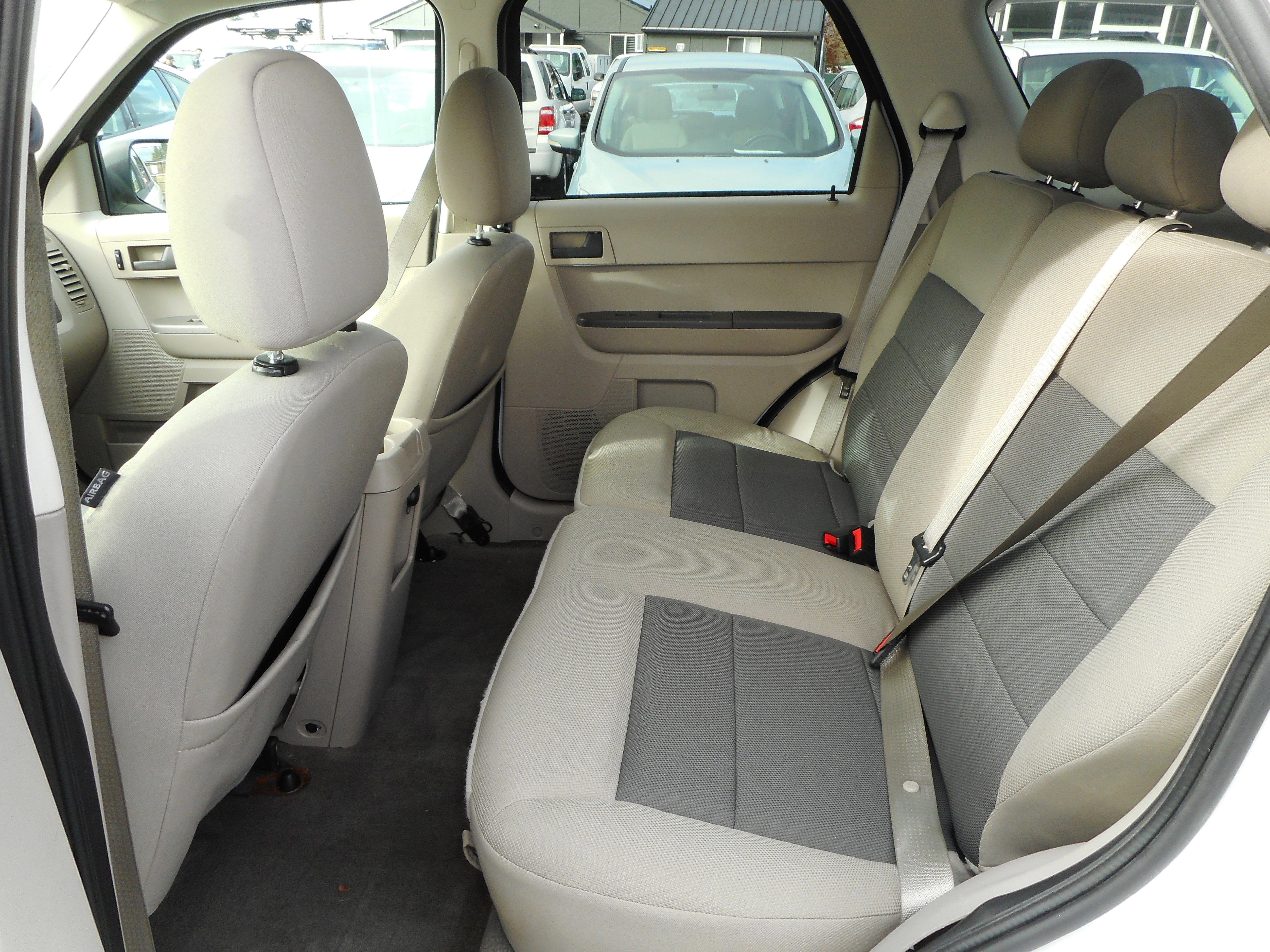 Used 2008 Ford Escape 2WD Hybrid image 16