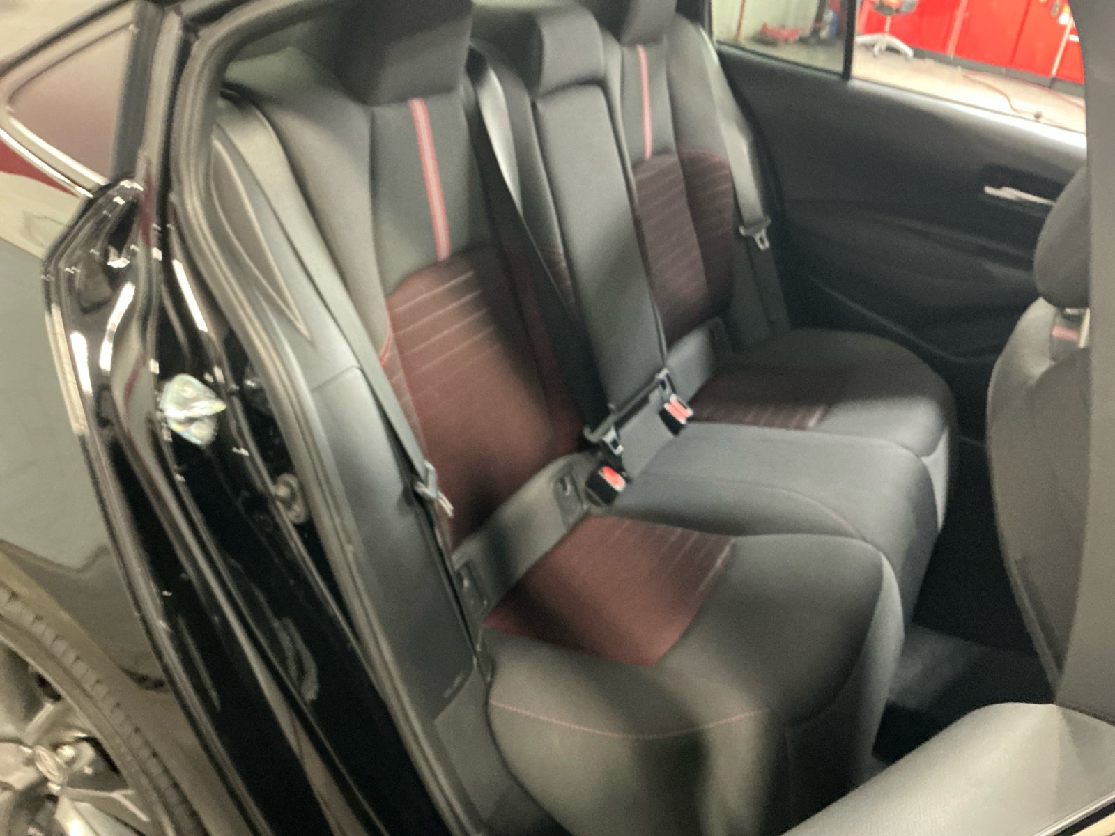 Used 2026 Toyota Corolla SE w/ SE Package FWD image 18