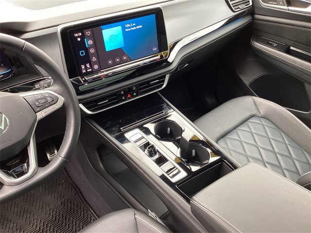 Used 2024 Volkswagen Atlas Cross Sport SEL Premium R-Line image 24