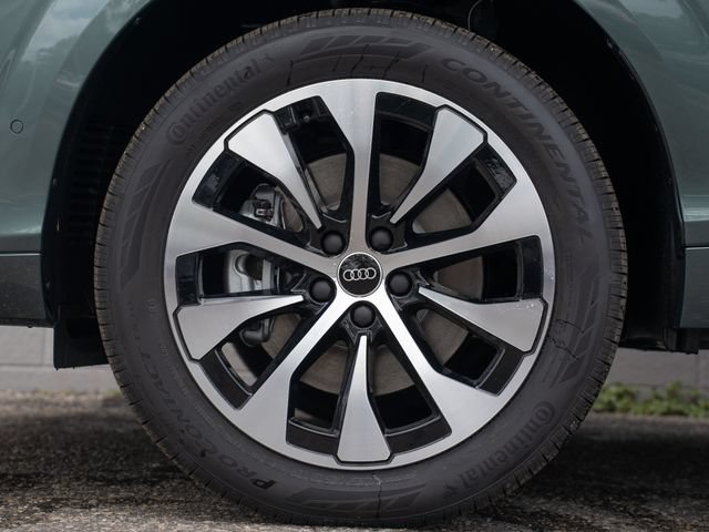 New 2026 Audi Q3 quattro 2.0T AWD/4WD image 7