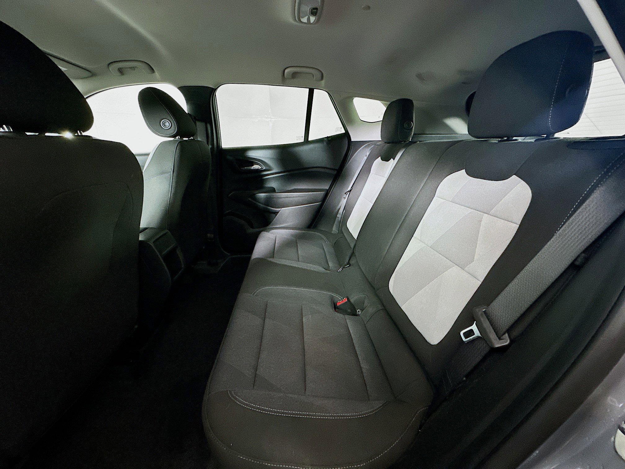 Used 2024 Chevrolet Trax LS FWD image 26