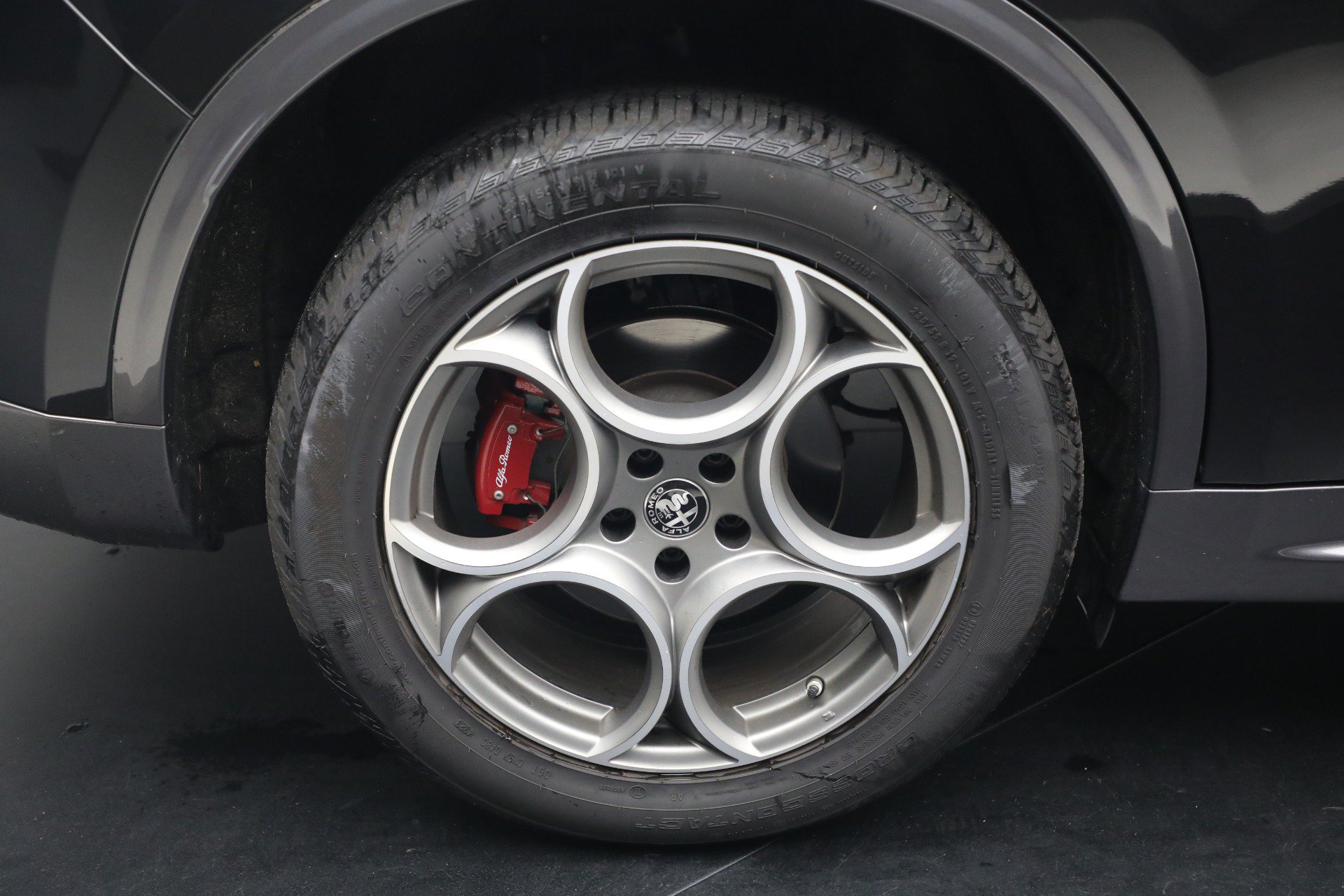 Used 2022 Alfa Romeo Stelvio Ti AWD/4WD image 24