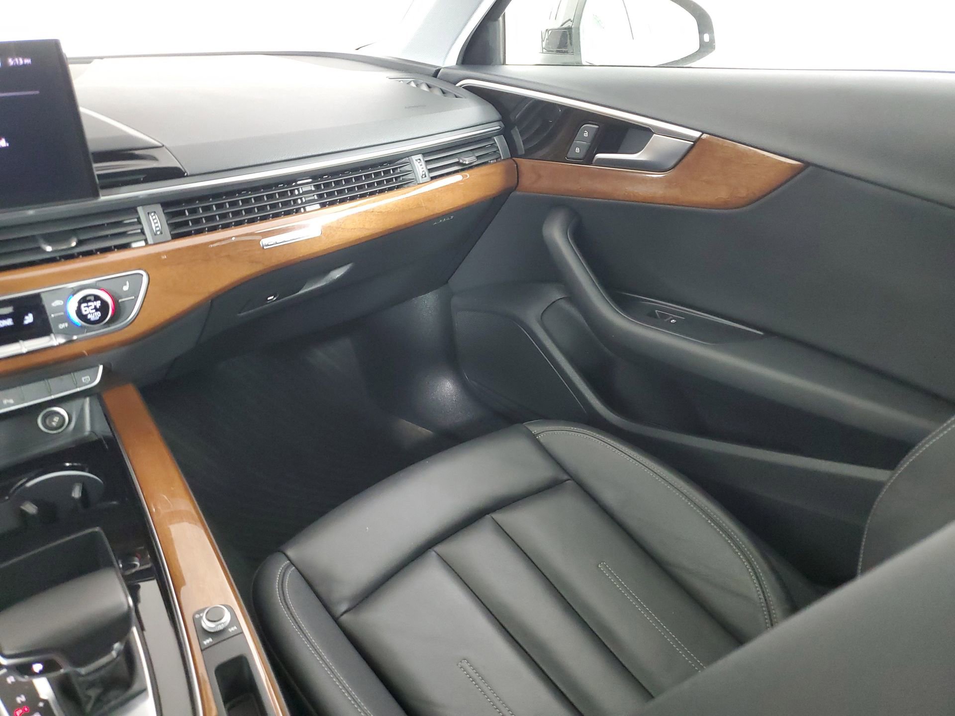 Certified 2023 Audi A4 2.0T Premium w/ Convenience Package image 45