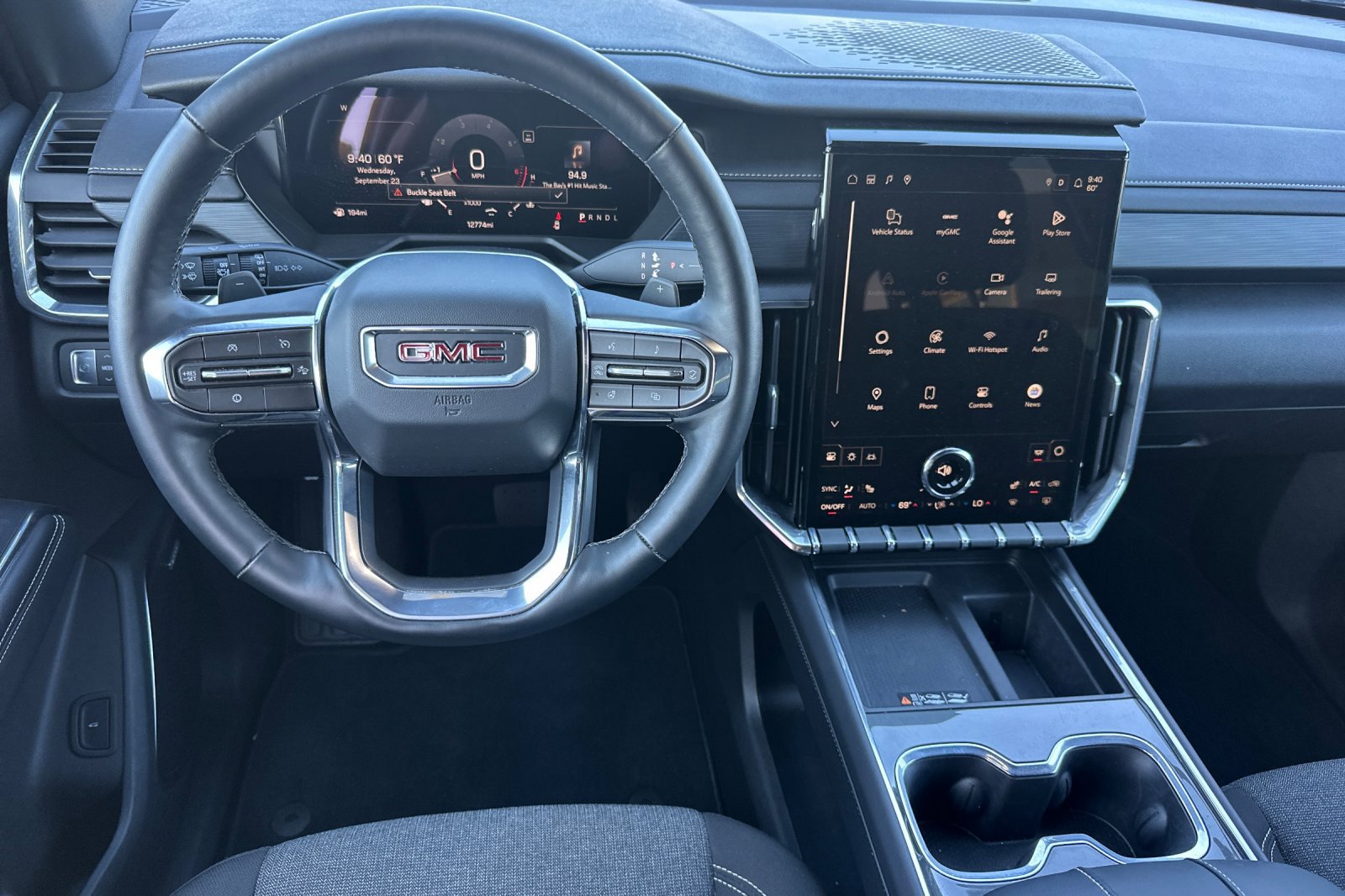 Used 2026 GMC Acadia Elevation FWD image 16