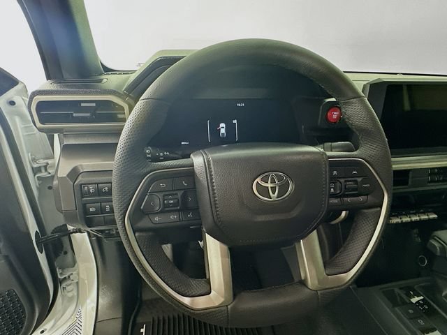 Used 2026 Toyota Tacoma TRD Sport AWD/4WD image 17