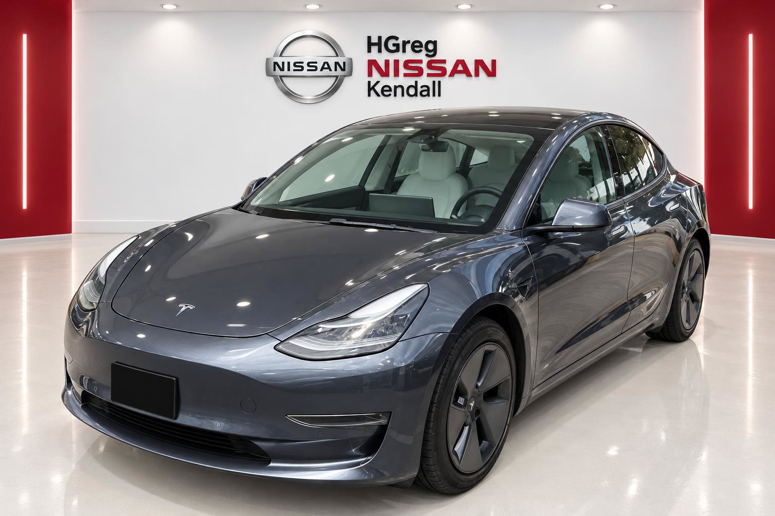 Used 2023 Tesla Model 3 Standard Range RWD image 3