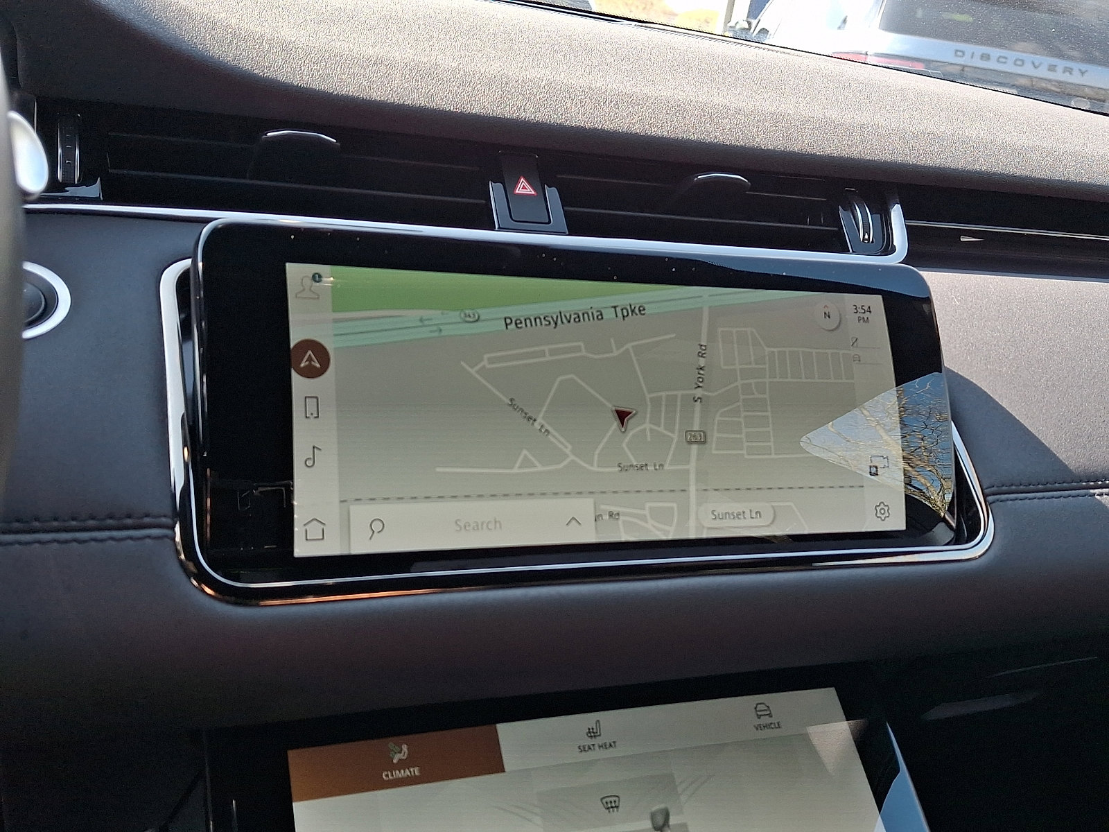 Used 2023 Land Rover Range Rover Evoque R-Dynamic SE image 16