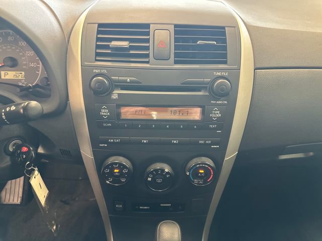 Used 2009 Toyota Corolla S FWD image 3